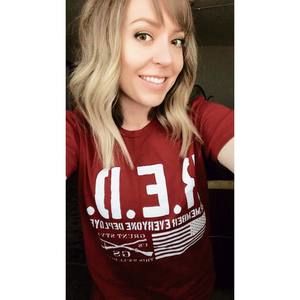 Meet your Posher, Crystal